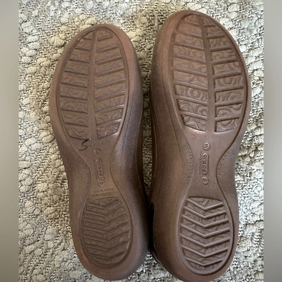 Crocs sling back ballet flat waterproof durable women’s size 8 brown casual - Picture 3 of 6